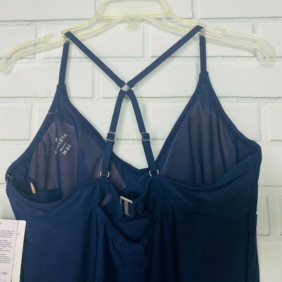 NEW Athleta tankini top Cross Back navy blue racerback swimsuit 36 B C women - Picture 4 of 10